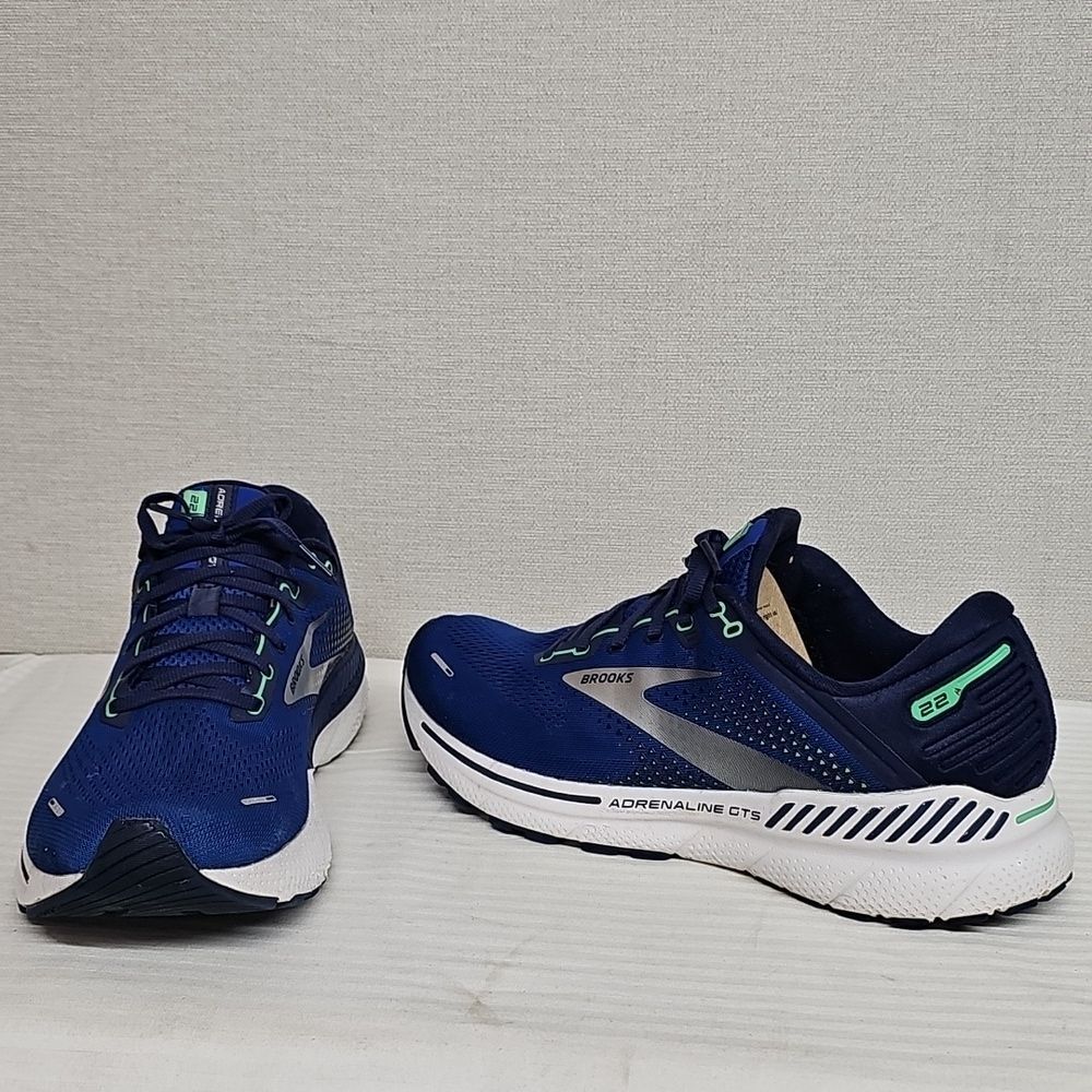 Brooks Blue and Green Men's Sneakers